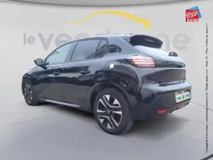 Photo 22 Peugeot 208  1.2 100ch S/S Allure Radar AV/AR Carplay