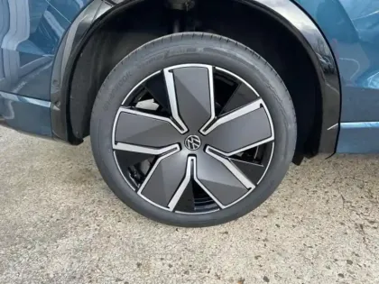 Photo 11 Volkswagen Tiguan  1.5 eTSI 150ch R-Line Edition DSG7