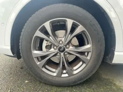 Photo 13 Ford Kuga 2.5 Duratec 190ch FHEV E85 ST-Line X BVA