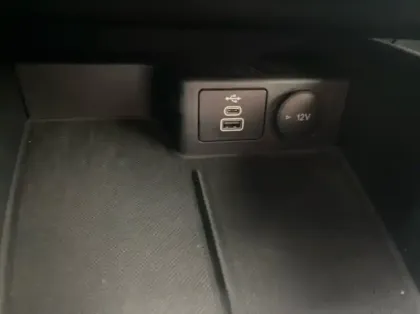 Photo 19 Ford Kuga 2.5 Duratec 190ch FHEV E85 ST-Line X BVA