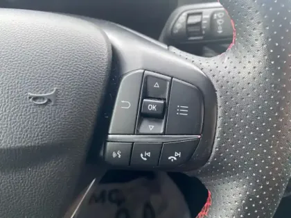 Photo 18 Ford Kuga 2.5 Duratec 190ch FHEV E85 ST-Line X BVA