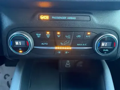 Photo 29 Ford Kuga Gén. III Ph1 ST-Line Business 5