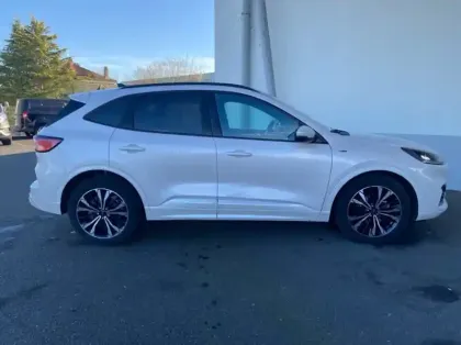 Photo 22 Ford Kuga 2.5 Duratec 190ch FHEV E85 ST-Line Business BVA