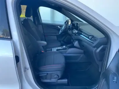 Photo 48 Ford Kuga Gén. III Ph1 ST-Line Business 5