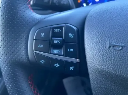 Photo 40 Ford Kuga Gén. III Ph1 ST-Line Business 5