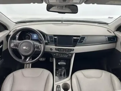 Photo 27 Kia Niro 1.6 GDi 105ch ISG + Plug-In 60.5ch Premium DCT6