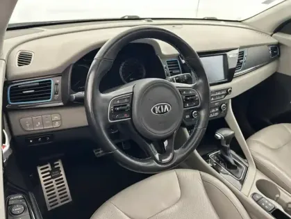 Photo 13 Kia Niro 1.6 GDi 105ch ISG + Plug-In 60.5ch Premium DCT6