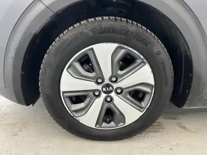 Photo 22 Kia Niro 1.6 GDi 105ch ISG + Plug-In 60.5ch Premium DCT6