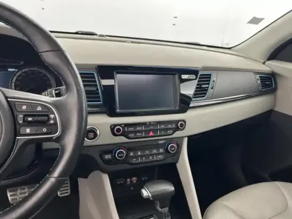 Photo 17 Kia Niro 1.6 GDi 105ch ISG + Plug-In 60.5ch Premium DCT6