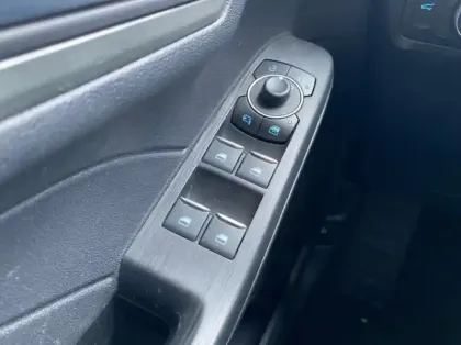 Photo 5 Ford Kuga 2.5 Duratec 190ch FHEV E85 Titanium BVA