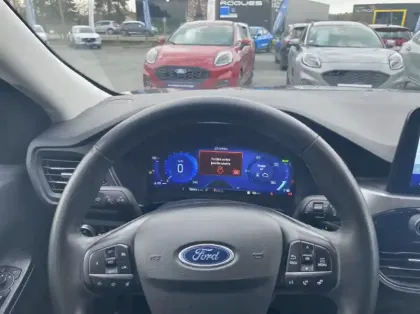 Photo 6 Ford Kuga 2.5 Duratec 190ch FHEV E85 Titanium BVA