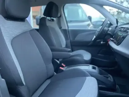 Photo 24 Citroën Grand C4 Spacetourer PureTech 130 S&S EAT8 Business