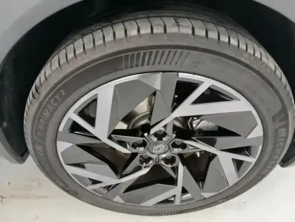 Photo 16 Renault Captur E-Tech full hybrid 145 ch esprit Alpine