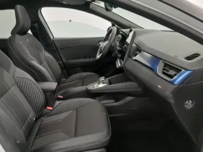 Photo 13 Renault Captur E-Tech full hybrid 145 ch esprit Alpine