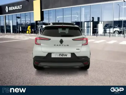 Photo 8 Renault Captur E-Tech full hybrid 145 ch esprit Alpine