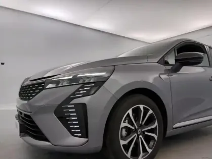 Photo 17 Renault Clio V E-Tech full hybrid 145 ch GSR2 Techno