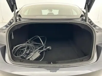 Photo 8 Tesla Model 3 Standard RWD