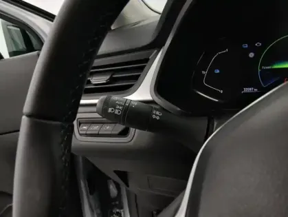 Photo 26 Renault Captur E-Tech 145 - 21 Zen