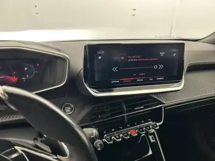 Photo 17 Peugeot 2008 1.2 PureTech 130ch GT EAT8