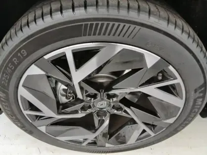 Photo 16 Renault Symbioz E-Tech full hybrid 145 Esprit Alpine