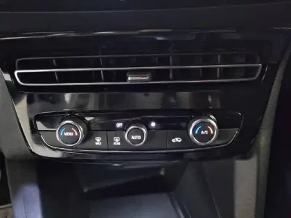 Photo 24 Opel Mokka  1.2 Turbo 100 ch BVM6