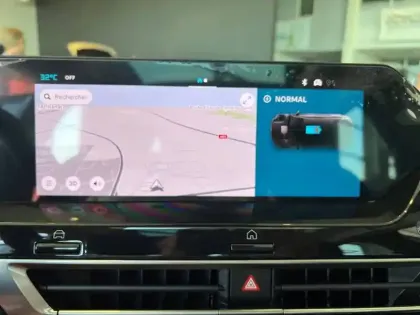 Photo 12 Citroën C4 e- X 136 ch Automatique