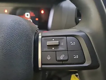 Photo 49 Citroën C4  PureTech 130 S&S BVM6