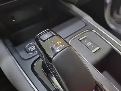 Photo 105 Citroën C5 aircross  Hybride Rechargeable 225 S&S e-EAT8