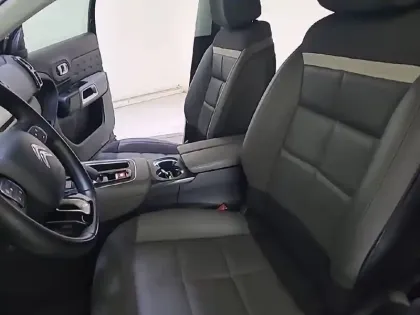 Photo 68 Citroën C5 aircross  Hybride Rechargeable 225 S&S e-EAT8