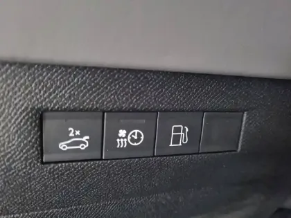 Photo 51 DS DS 4  Hybride E-Tense 225 EAT8