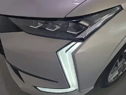 Photo 35 DS DS 4  Hybride E-Tense 225 EAT8