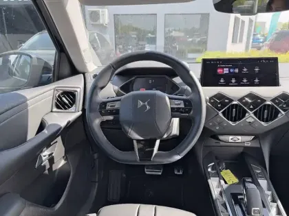 Photo 8 DS DS 3  PureTech 130 EAT8