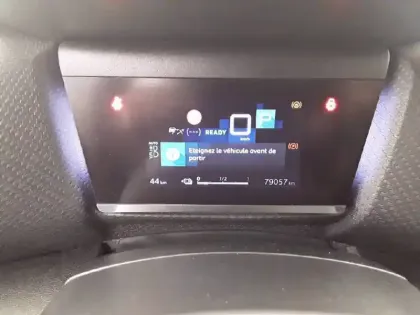 Photo 9 Citroën C4 e- 136 ch Automatique