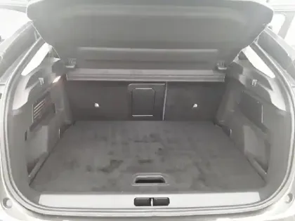 Photo 5 Citroën C4 e- 136 ch Automatique