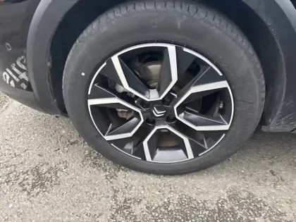 Photo 12 Citroën C4 e- 136 ch Automatique