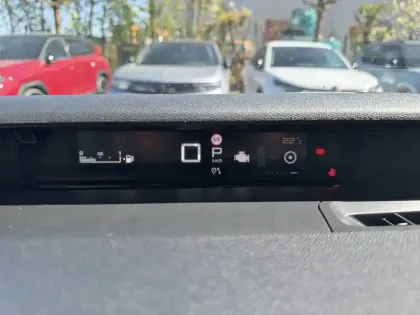 Photo 9 Citroën C3 Aircross  Hybride 145 e-DCS6