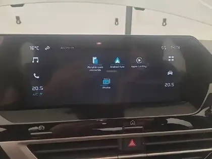 Photo 54 Citroën C4  PureTech 100 BVM6