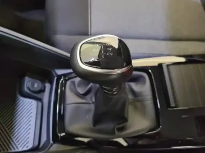 Photo 13 Citroën C4  PureTech 100 BVM6