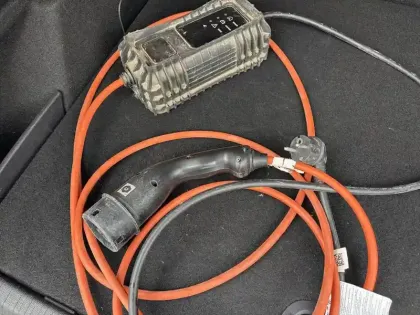 Photo 32 Citroën C4 e- 136 ch Automatique