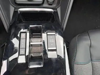 Photo 13 Citroën C4  PureTech 130 S&S EAT8