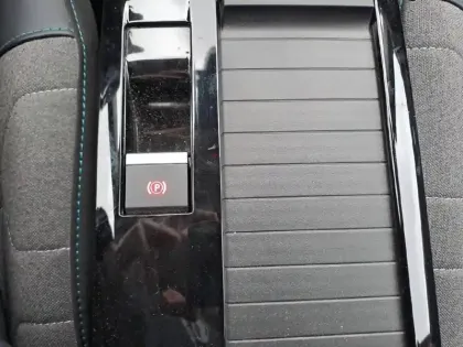 Photo 46 Citroën C4 Gén. III Ph1 Feel Pack 5