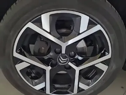 Photo 33 Citroën C3 Aircross  PureTech 110 S&S BVM6