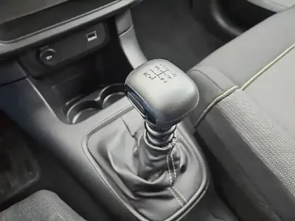 Photo 53 Citroën C3  BlueHDi 100 S&S BVM6