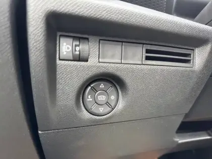 Photo 17 Citroën C4 e- 156 ch autonomie etendue  Automatique