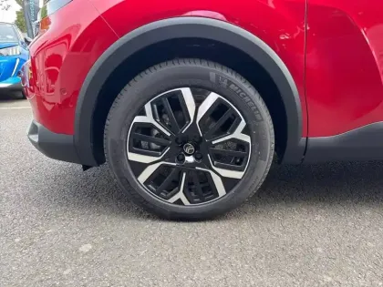 Photo 12 Citroën C4 e- 156 ch autonomie etendue  Automatique