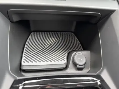 Photo 23 Citroën C4 e- 156 ch autonomie etendue  Automatique