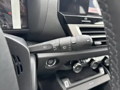 Photo 19 Citroën C4 e- 156 ch autonomie etendue  Automatique