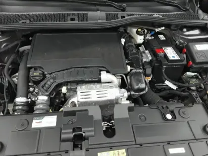 Photo 14 Citroën C4  PureTech 100 BVM6