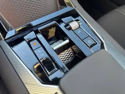 Photo 13 DS DS 4 N°4 E-Tense