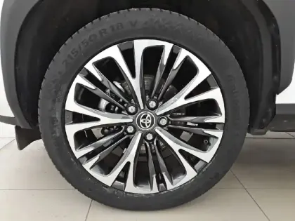 Photo 12 Toyota Yaris  Cross Hybride 116h 2WD